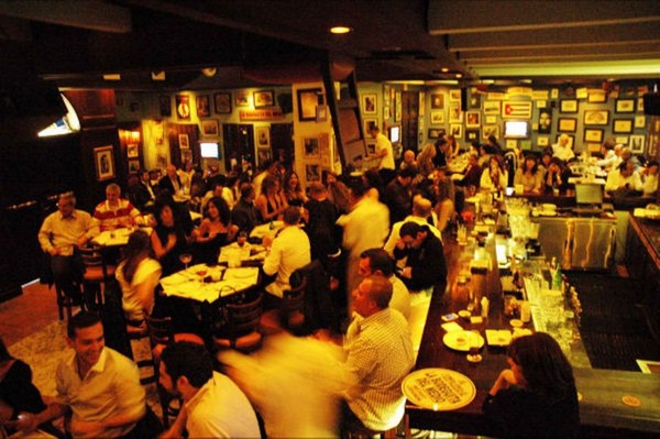 La Bodeguita Del Medio on Saturday Night